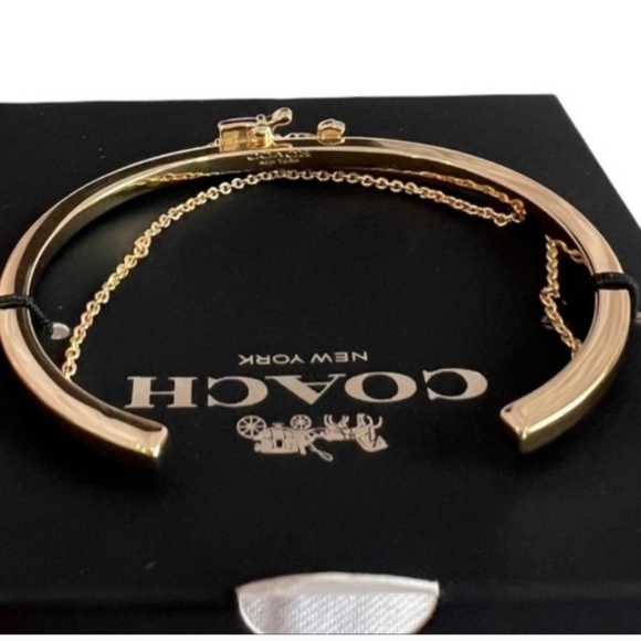 Coach Bracelet - Picture 3 of 4